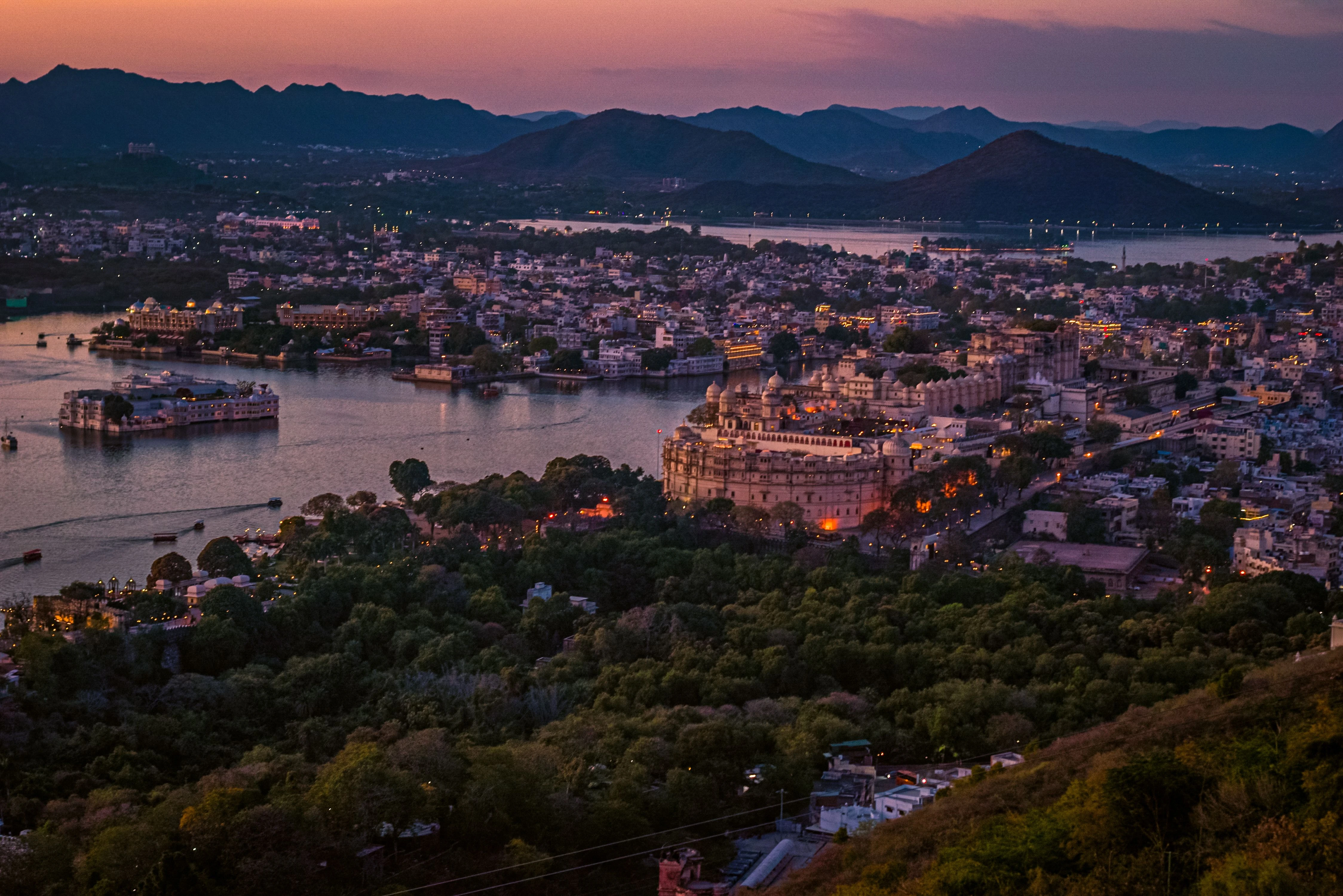 Day 1: Arrival in Udaipur | Sajjangarh Fort | Bahubali Hills | Udaipur City Gems | Artist Night